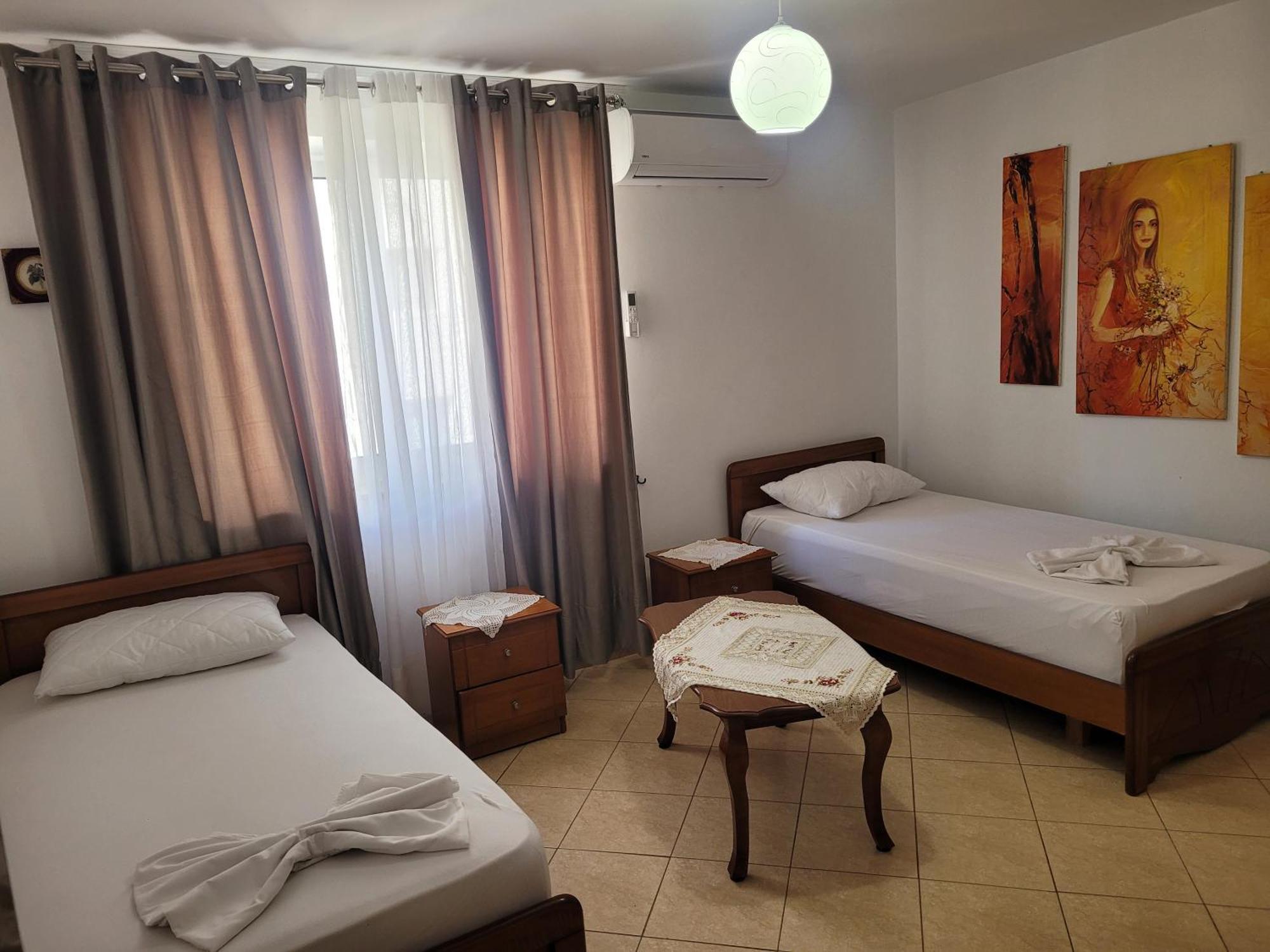 Geri Apartment Ksamil Esterno foto